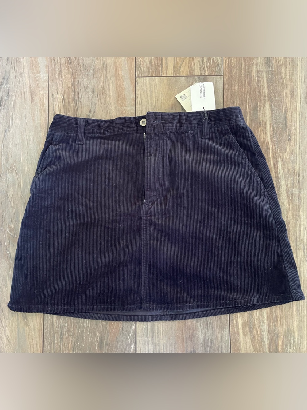 Dark navy blue corduroy mini skirt women’s size L New with Tags